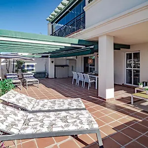 lcr4-large-3-bed-apt-close-to-beaches.1costadelsol.com/